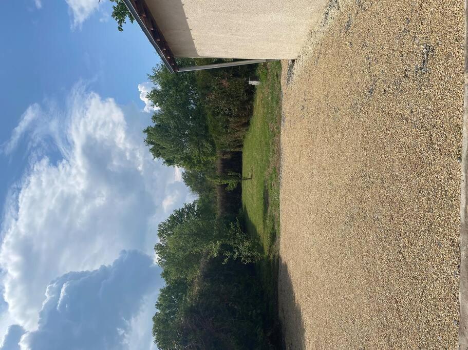 Gite A Louer 70 M2 La Chapelle-sur-Loire Extérieur photo